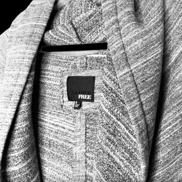 ARITZIA Wilfred Rousseau Zip Sweatshirt Cardigan - Picture 4 of 5